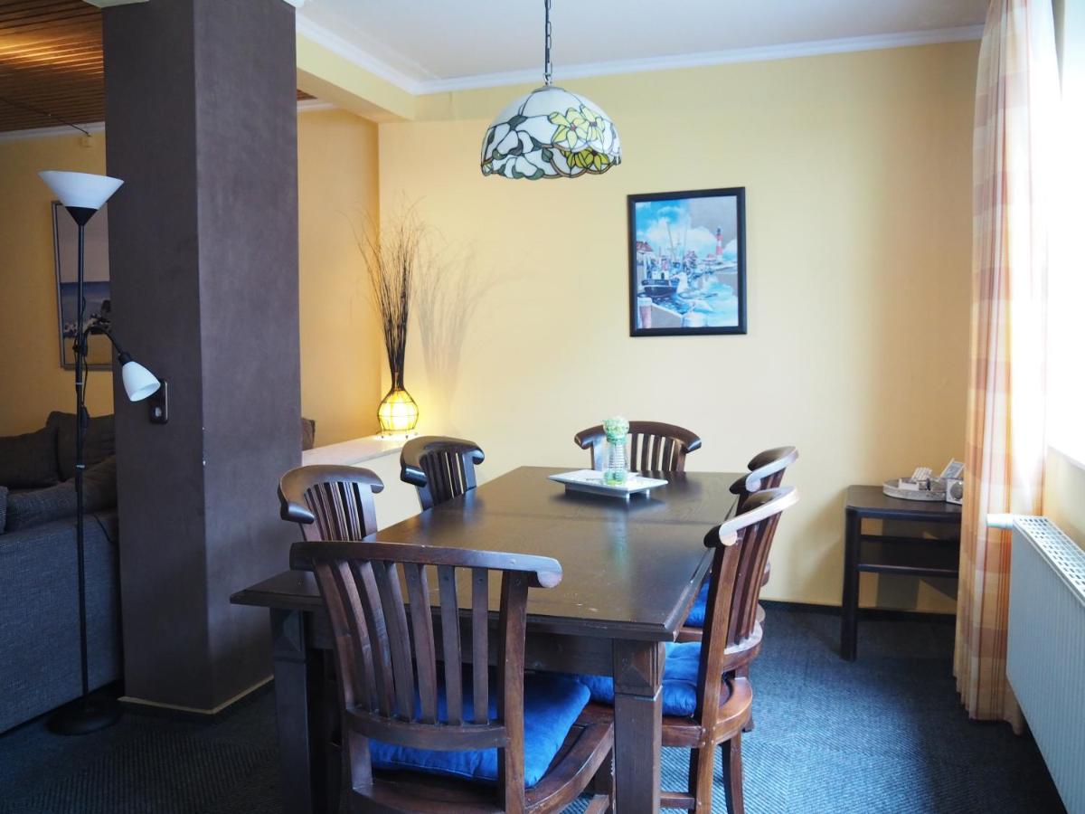Friesenmeer Ferienwohnung Eins Bensersiel Extérieur photo