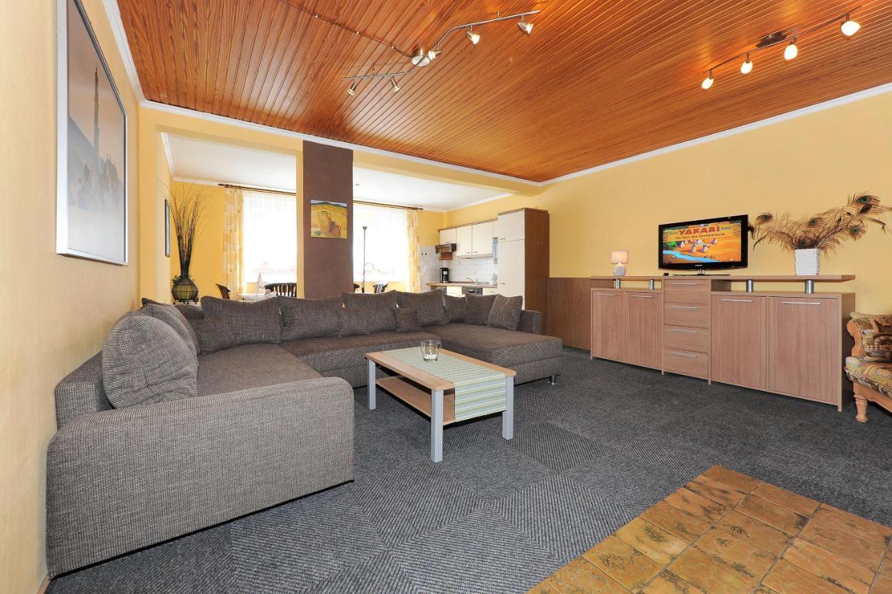 Friesenmeer Ferienwohnung Eins Bensersiel Extérieur photo