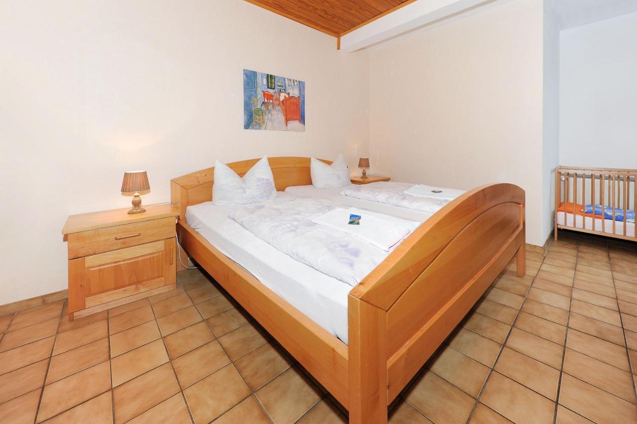 Friesenmeer Ferienwohnung Eins Bensersiel Extérieur photo